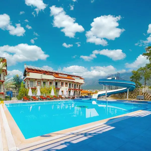 Casa De Levıssı Ölüdeniz，位于厄吕代尼兹的酒店