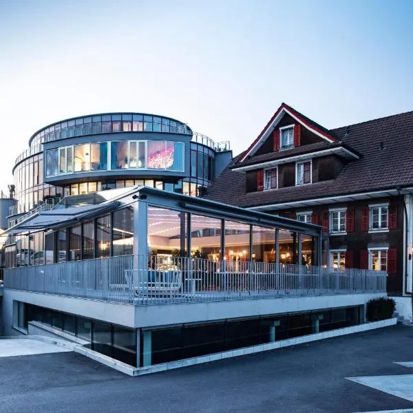 HIRSCHEN OBERKIRCH - Design Boutique Hotel，位于Oberkirch的酒店