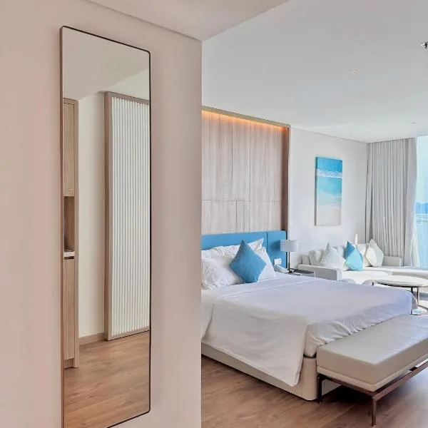 Sea view Àlacarte Ha Long Bay Hotel - Golden Horizon，位于下龙湾的酒店