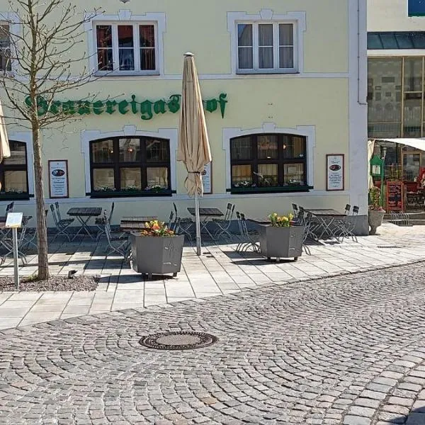 Brauereigasthof Hösl Pension，位于Mitterteich的酒店