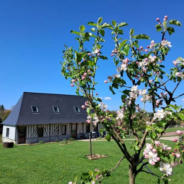 Gîte de la giroterie, maison à la campagne au calme, vue sur la vallée，位于Selles的酒店