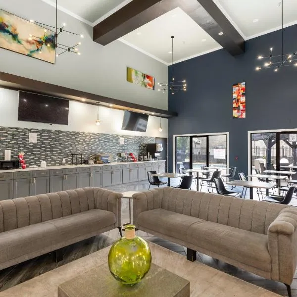 Wingate by Wyndham Humble/Houston Intercontinental Airport，位于亨博尔的酒店