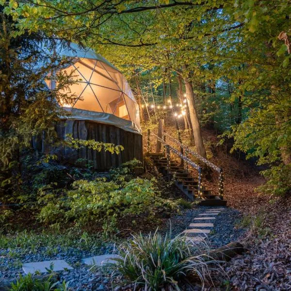 Glamping, Hot Tub & Projector by Nidumm Stay，位于马里博尔的酒店
