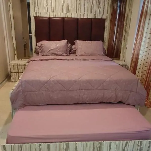 Apartemen Podomoro Deli Medan 42m2 dengan 2 bed kingsize muat 4 orang dewasa，位于棉兰的酒店