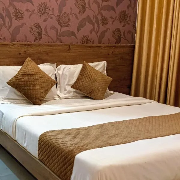 Comfort INN，位于Payyannūr的酒店