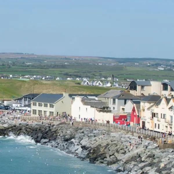 Elsie's Sea View Lodge Lahinch，位于Rineen的酒店