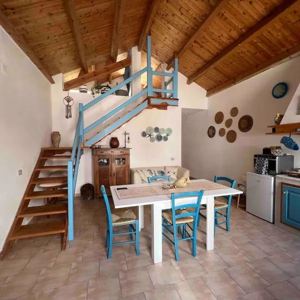 Casetta Storica Sotto Torre，位于卡拉赛达的酒店