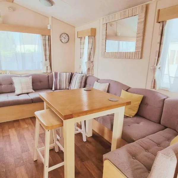 Firs Holiday Home At Southview, Skegness，位于Winthorpe的酒店