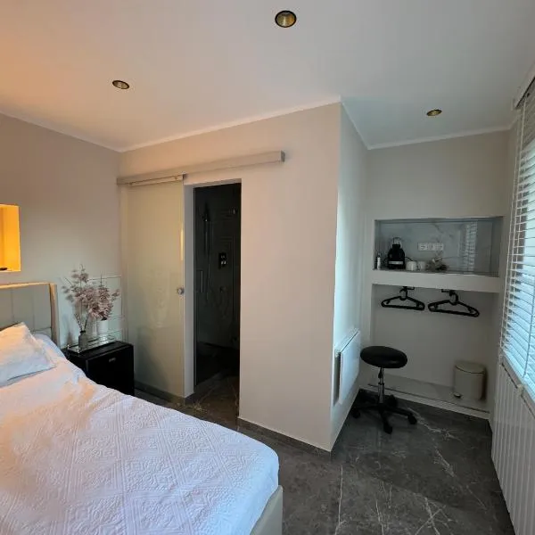 Gemütliches Zimmer in Flörsheim am Main nahe FRA Flughafen，位于弗勒尔斯海姆的酒店