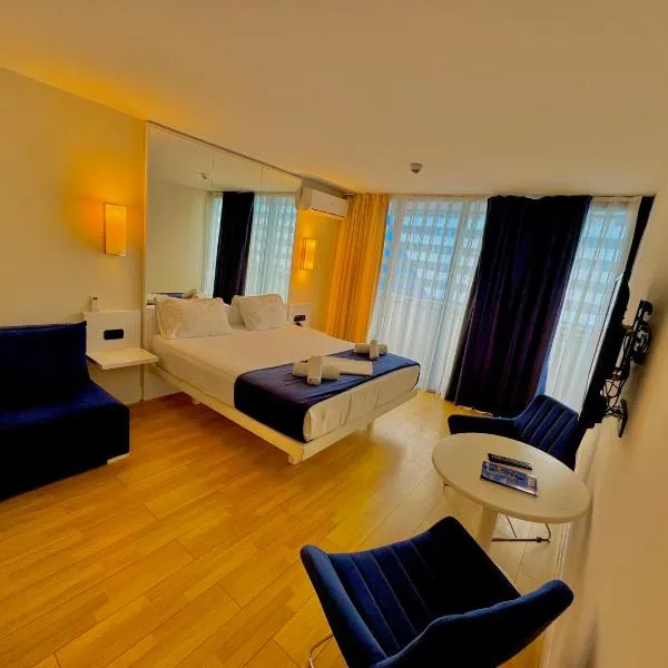 Vip aparthotel Orbi city sea View，位于巴统的酒店