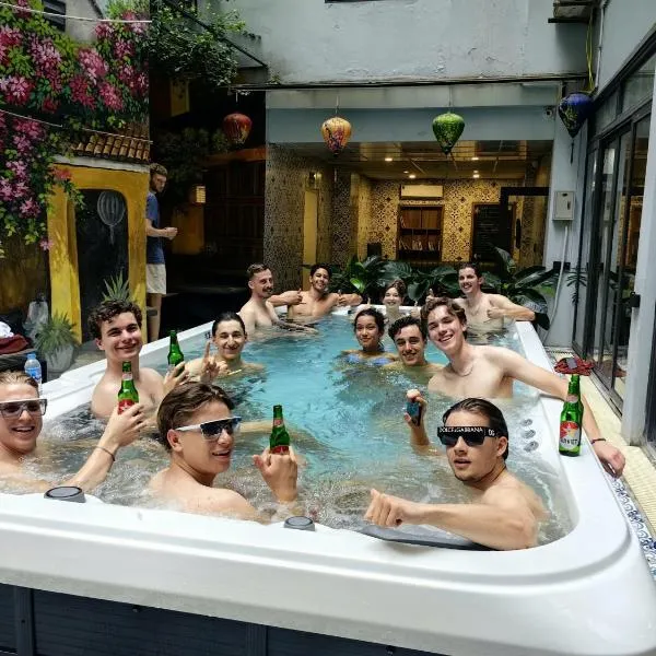 Hanoi Buffalo Hostel，位于河内的酒店