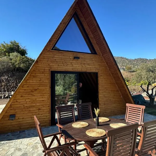 Private Nature Glamping Cabin with Pool & BBQ Retreat，位于Arakapas的酒店