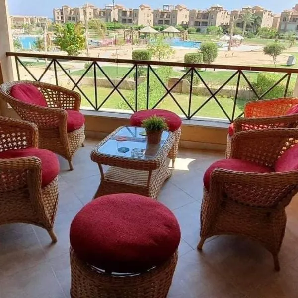 Family-Friendly Chalet at Piacera, Ain Sokhna，位于艾因苏赫纳的酒店