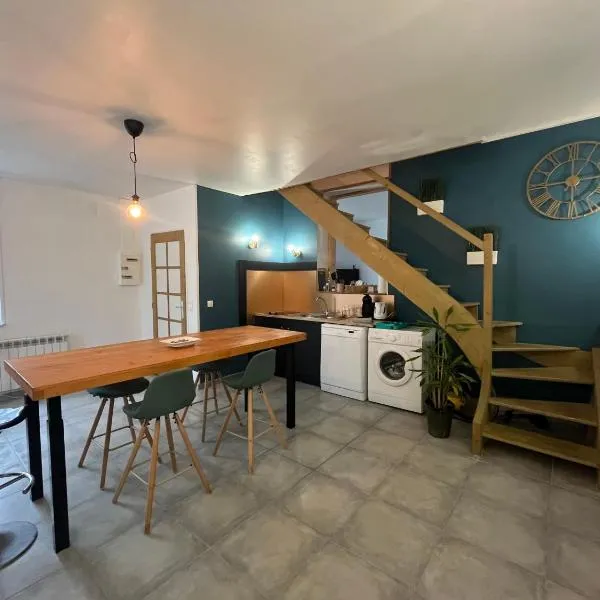 Maison - La campagne près de la ville，位于Monnaie的酒店