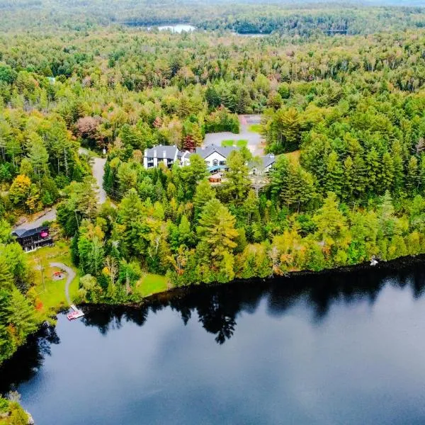 Domaine du lac long- Piscine & Spa-，位于Saint-Alphonse-Rodriguez的酒店