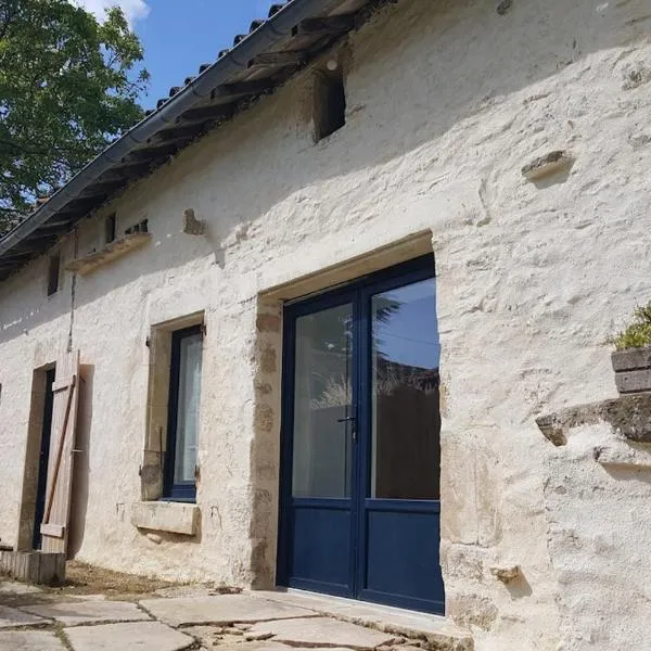 Gîte Le BB，位于Chenay的酒店