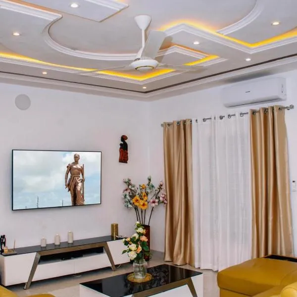 Maison moderne à Calavi - paisible et confortable，位于Abomey-Calavi的酒店