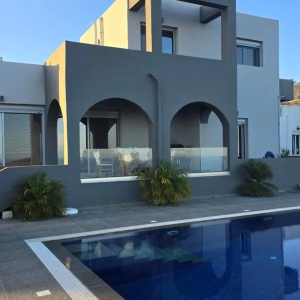 Serenity Getaway，位于依拉佩特拉的酒店