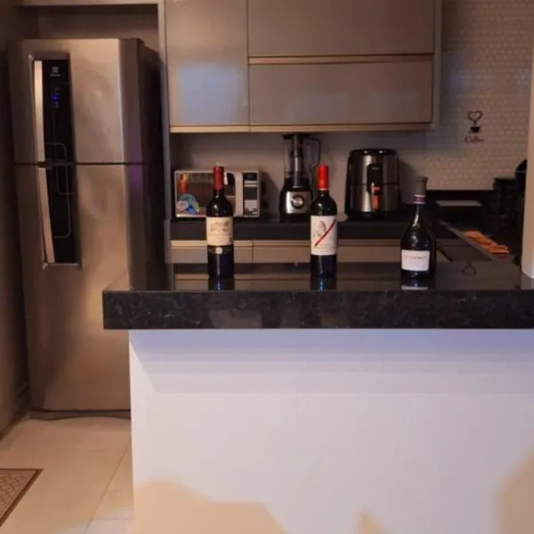 Casa completa com área gourmet e piscina -2 quartos，位于马卡帕的酒店