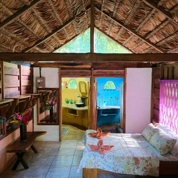 Wildlife Lodge Cahuita，位于卡维塔的酒店