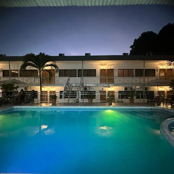 Casa Blanca Hotel，位于伊基托斯的酒店