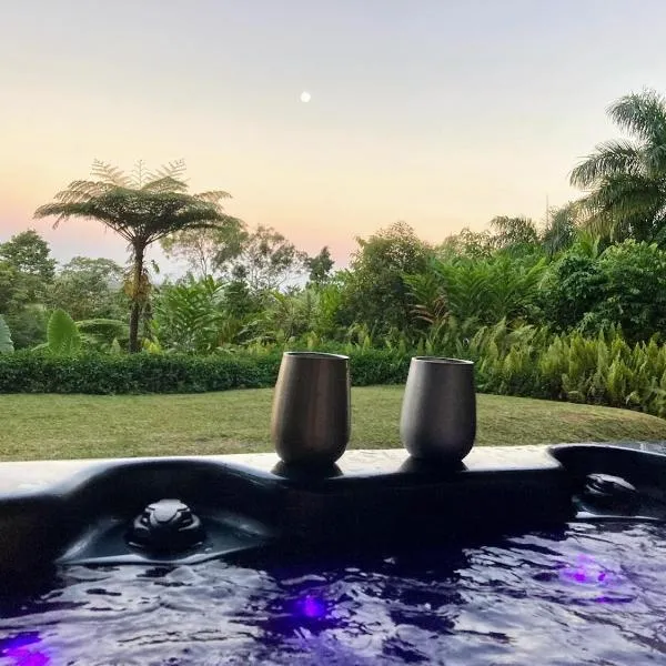 The Sugar Shack - Relax and unwind，位于Miallo的酒店