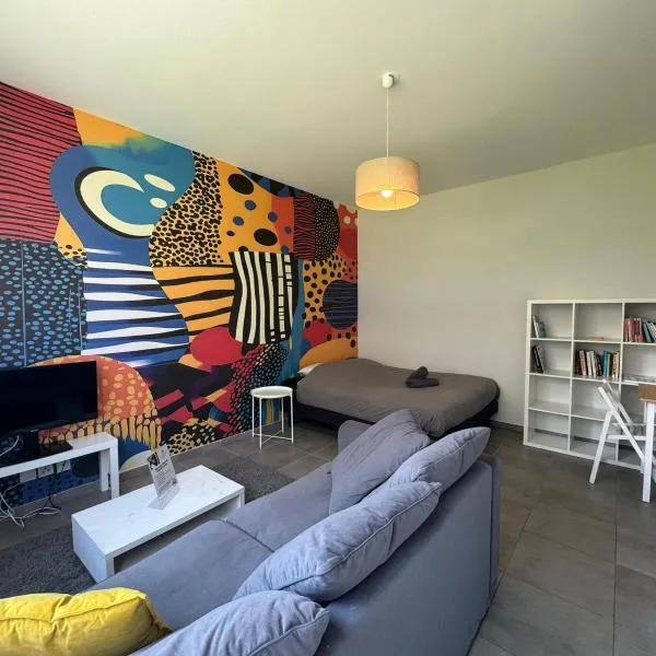 Central très proche tramway，位于德希内斯·尚皮埃的酒店