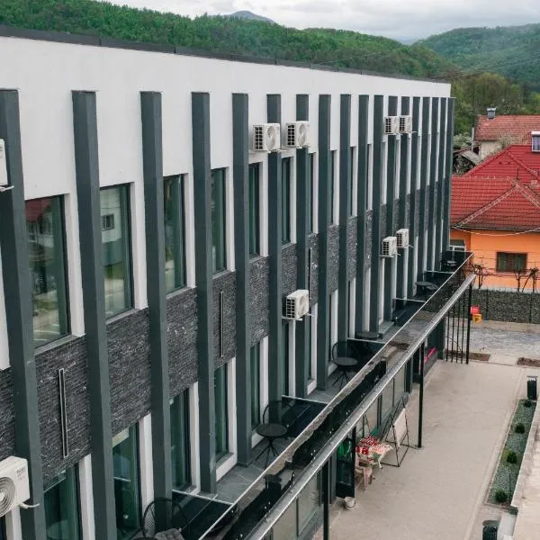 TisArt Hotel，位于蒂斯马纳的酒店