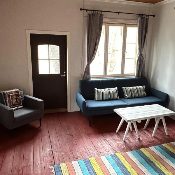 Country house near services，位于Vihti的酒店