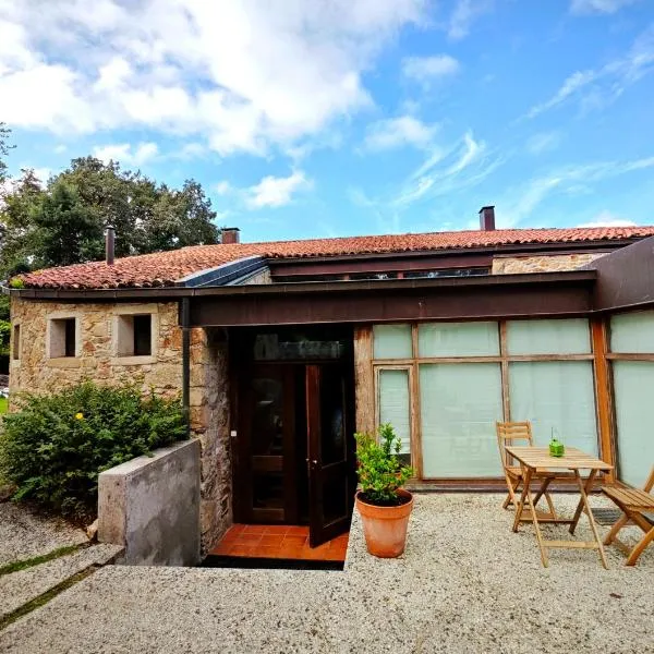 Casa O Cruceiro de Aguiar，位于Merza的酒店