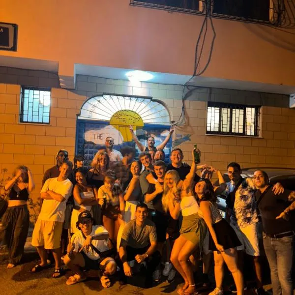 The Galley Party Hostel，位于斯库台的酒店