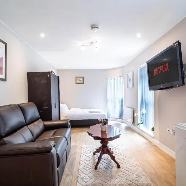 Studio flat，位于Midland的酒店