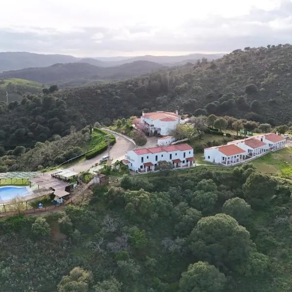 坎普勒约洛斯贝内洛斯酒店，位于Santa Ana la Real的酒店