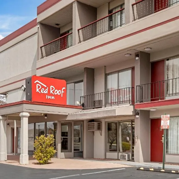 Red Roof Inn Stroudsburg，位于斯特劳兹堡的酒店