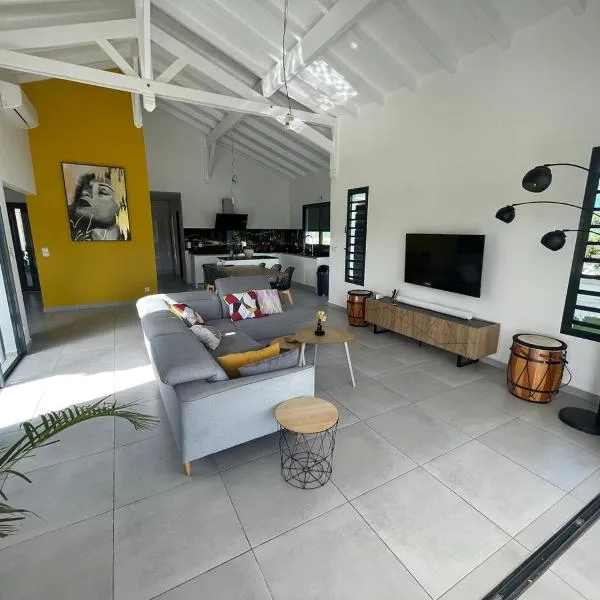 Villa Bougainvilla，位于Anse-Bertrand的酒店