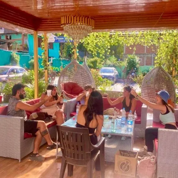 Hotel Pablo Escobar，位于卡索尔的酒店