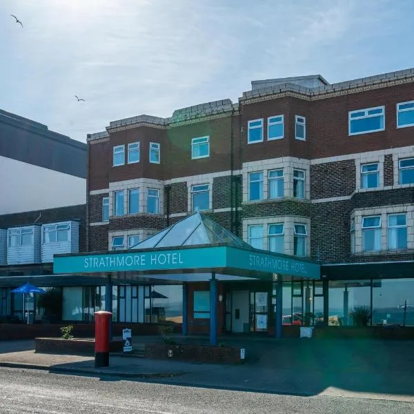 The Strathmore Hotel，位于莫克姆的酒店