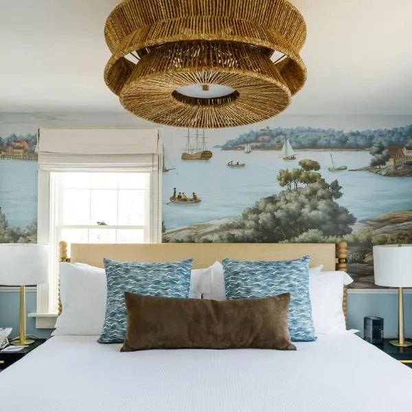 The Cottages at Nantucket Boat Basin，位于楠塔基特的酒店
