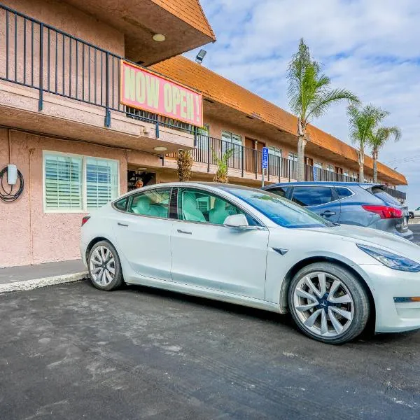 Economy Inn Buttonwillow Bakersfield I-5，位于巴顿威洛的酒店