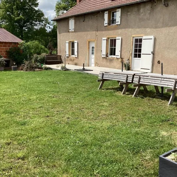 Maison Allianes，位于Avrilly的酒店