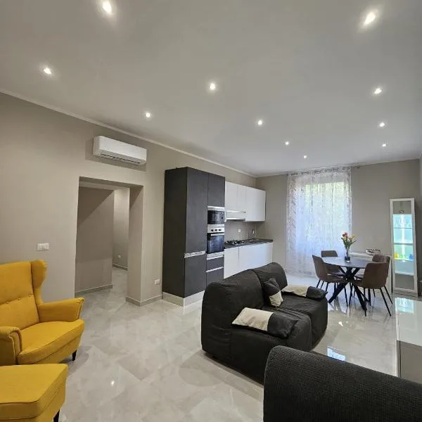 Appartamento in centro a 250m stazione di principe，位于热那亚的酒店