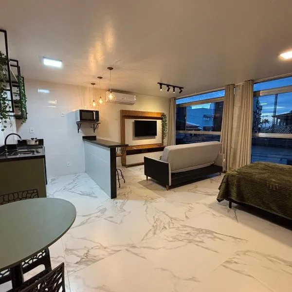 LOFT Estiloso na Praia da Vila - Centro，位于萨夸雷马的酒店