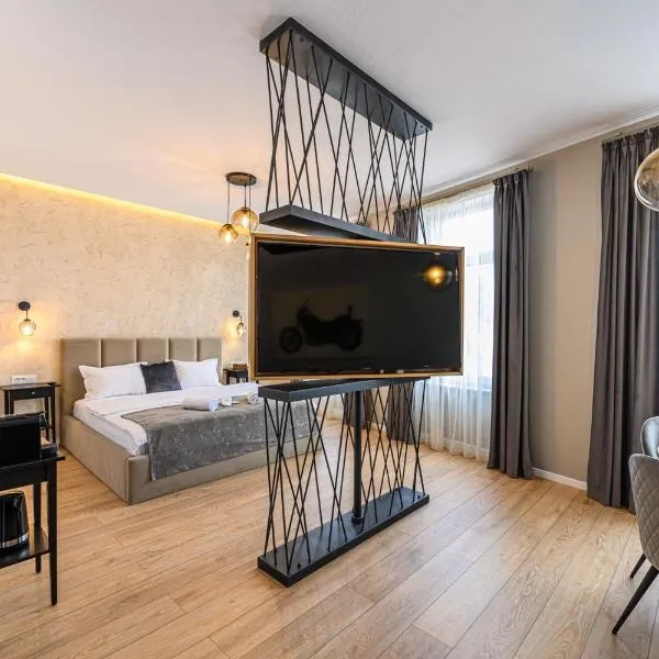B-Holiday Luxury GuestHouse，位于Prejmer的酒店