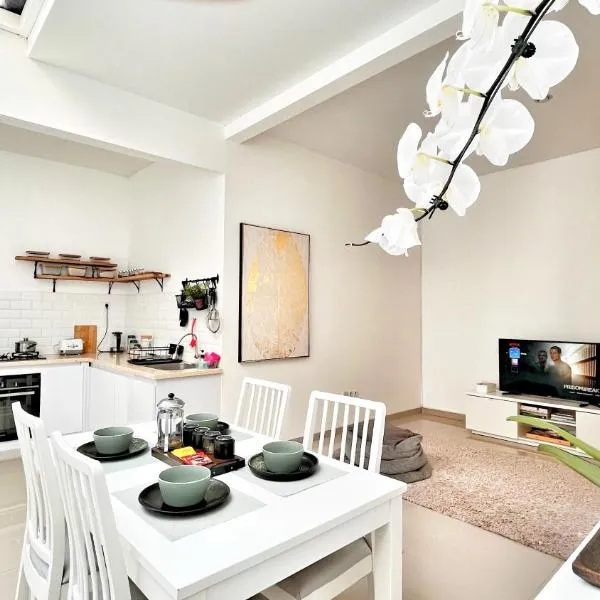 Villa LA Lembang Retreat - Bed & Breakfast，位于伦邦的酒店