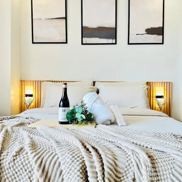 Exquisite Japandi 2 Venice w Grand Canal View!，位于马尼拉的酒店