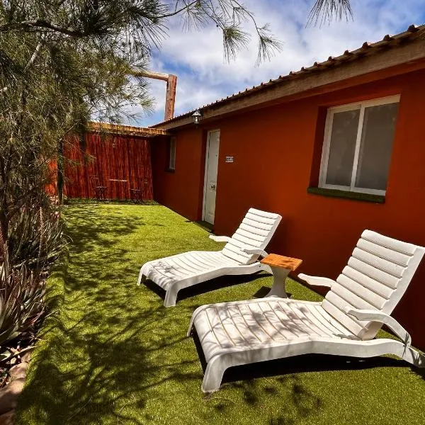 Luxury Private Garden Home，位于Ojos de Garza的酒店