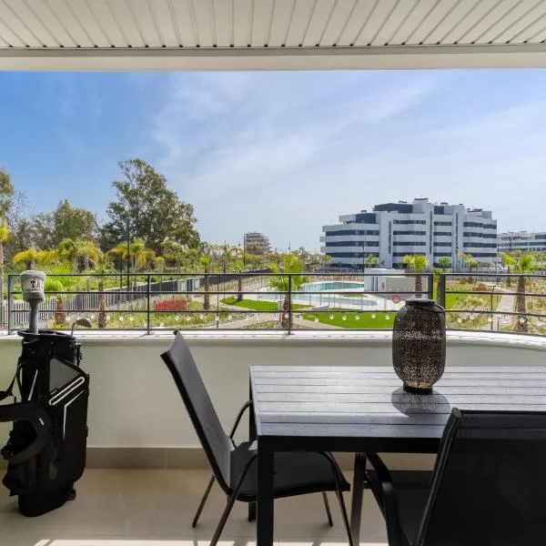 Alboran Playa & Golf，位于多列毛利诺斯的酒店