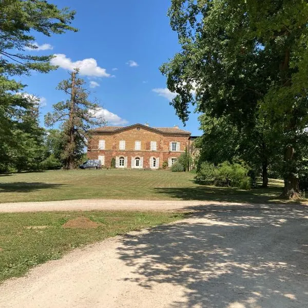 La Vie de Château , Or du Temps，位于弗曼斯河畔阿斯的酒店