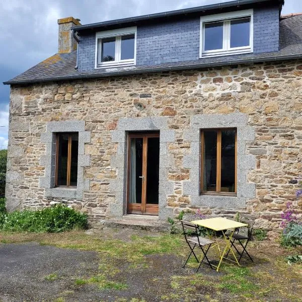 Gîte en campagne à 30 min de la mer，位于Pédernec的酒店
