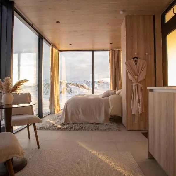 AURA Retreat Iceland，位于霍尔斯沃德吕尔的酒店